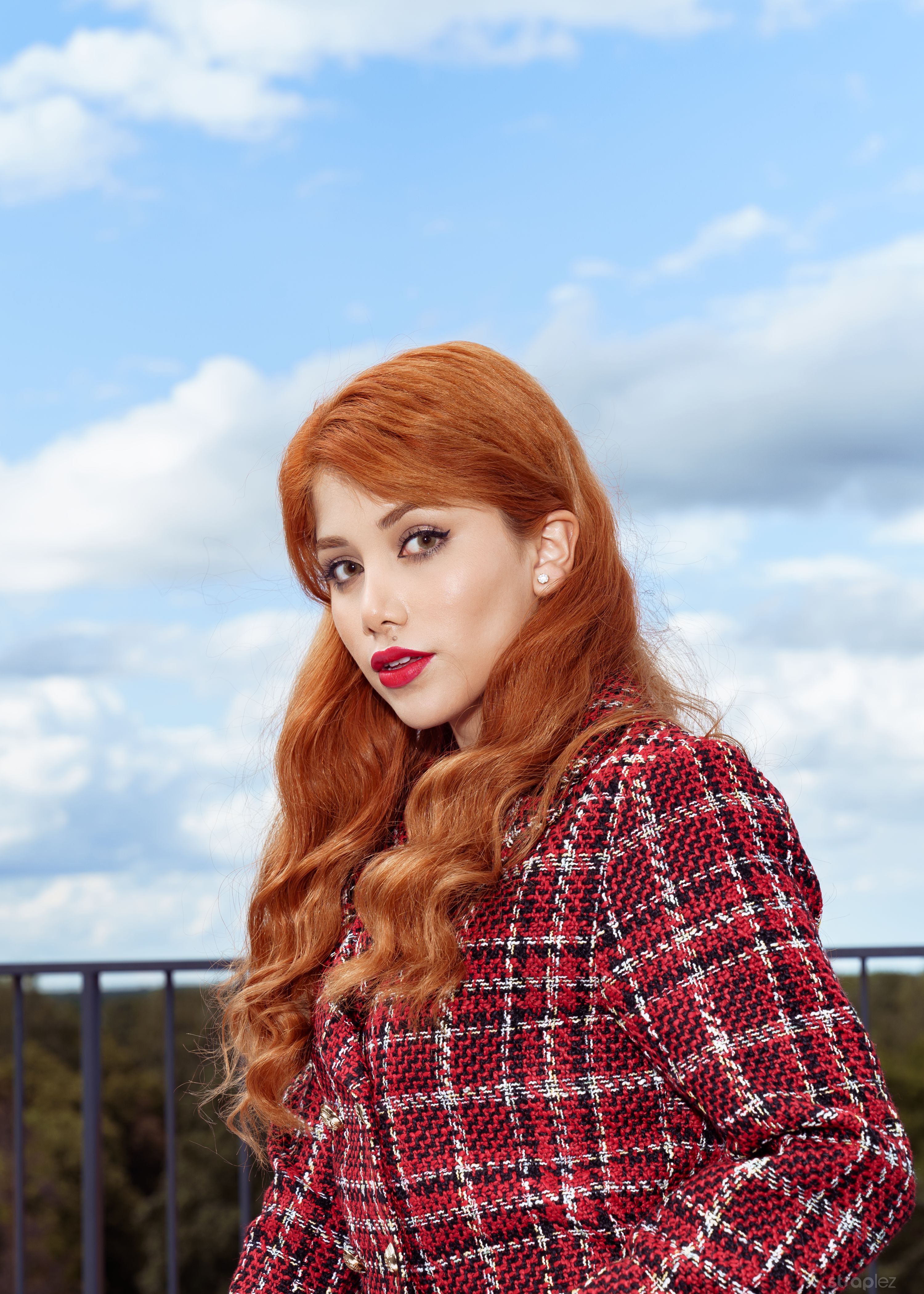Marina Gold in Straplez set Be My Doll 1 BTS