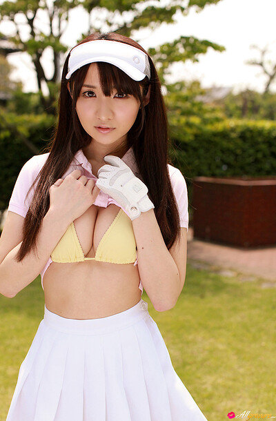 Nana Ozaki in Tee Off from All Gravure