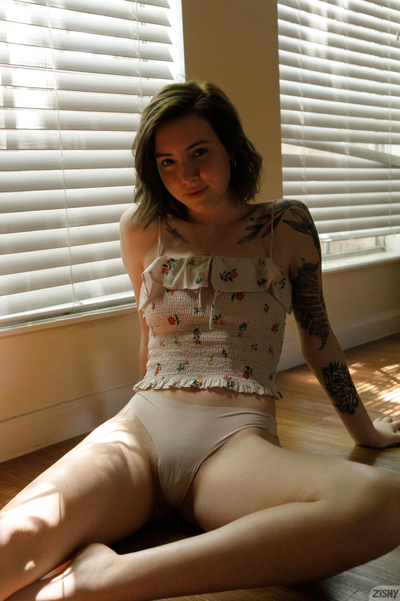 Maggie O'Shannon in Zishy set Instant Hot Coffee