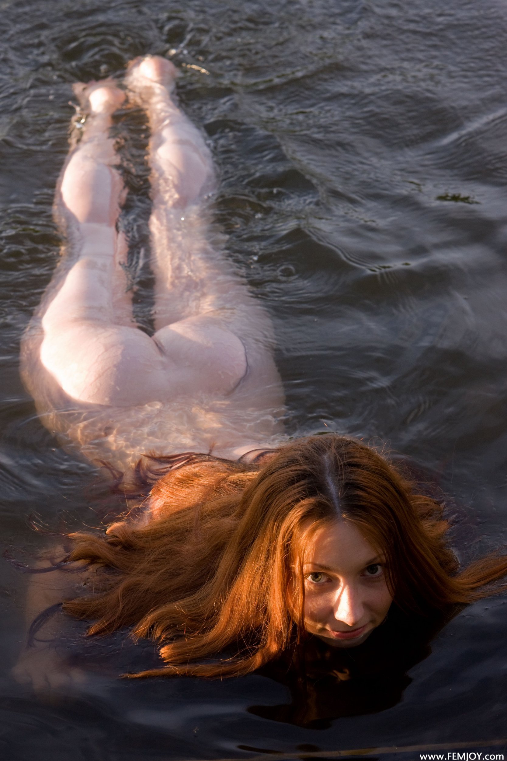 Vada in Femjoy set The Lake House