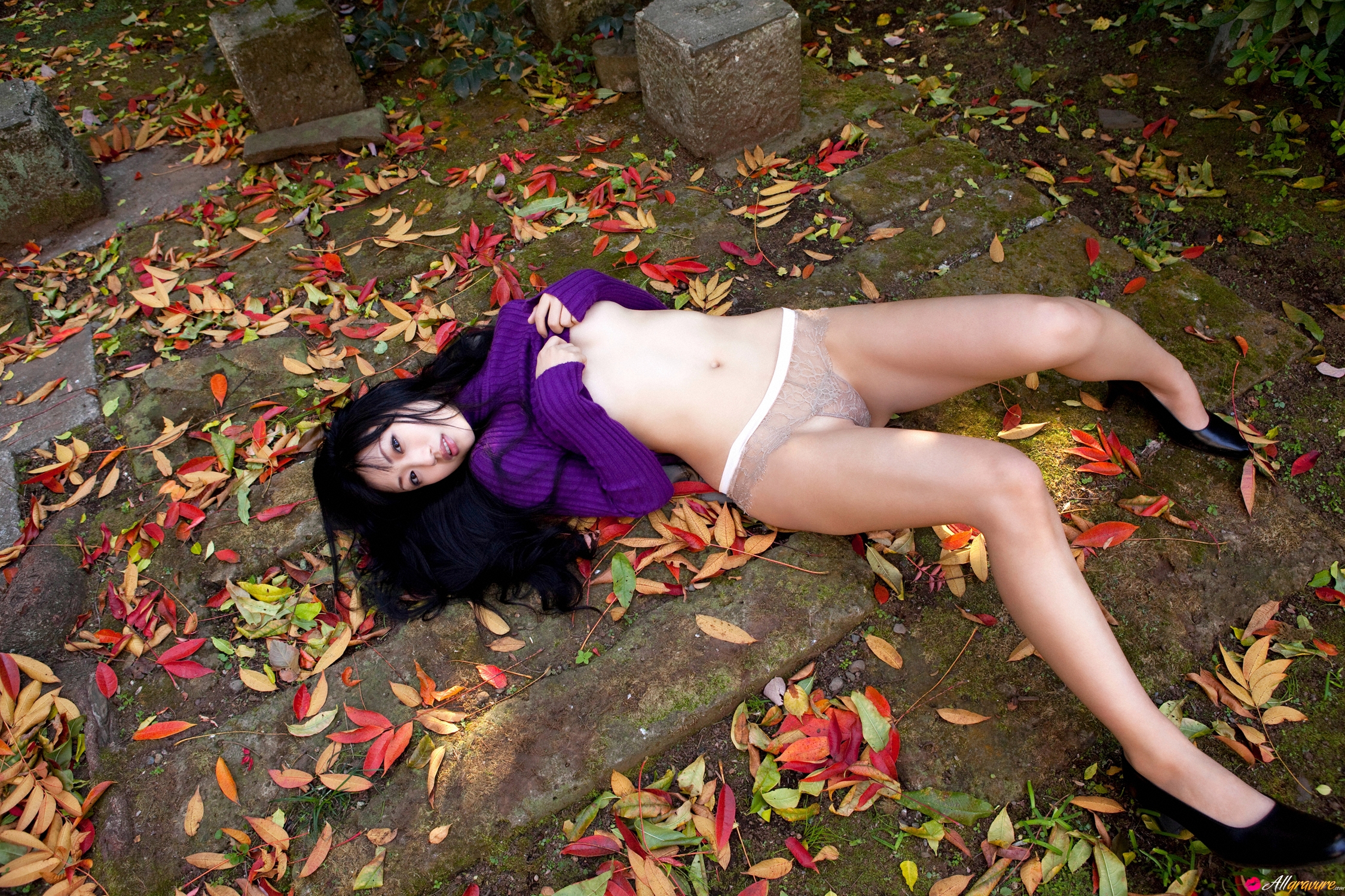 Dan Mitsu in All Gravure set Eros 3