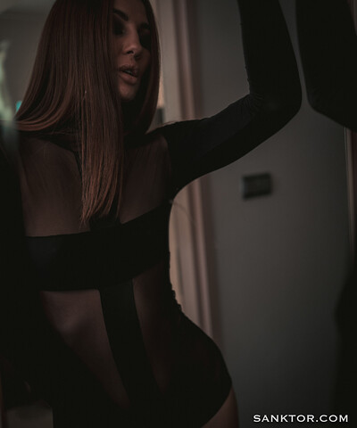 Louise in Come Shower With Me from Sanktor