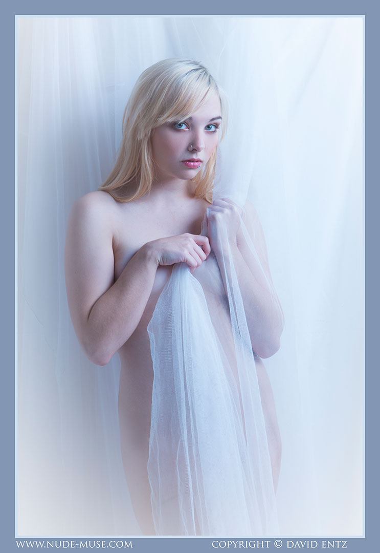 Shelby-Erin in Nude Muse set Blue