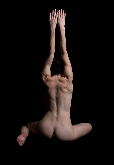 Isis in Nude Physique from Nude Muse