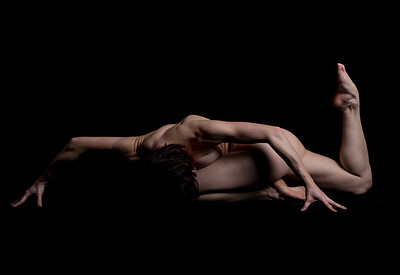 Isis in Nude Physique from Nude Muse