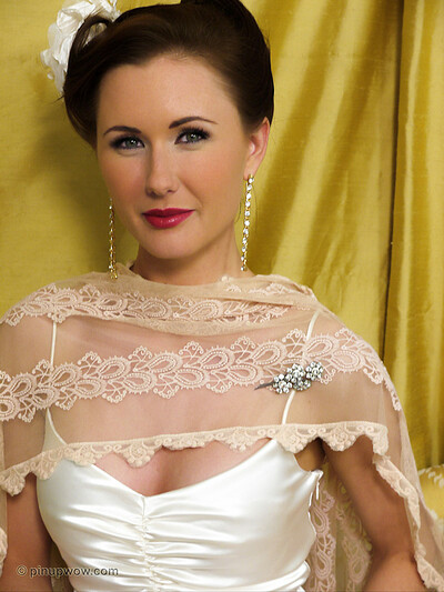 in Pinup Wow set starring