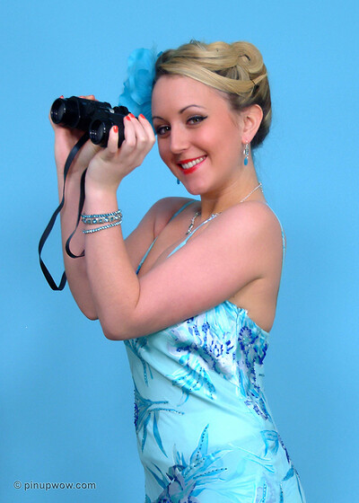 Hannah B in They’re Off! from Pinup Wow