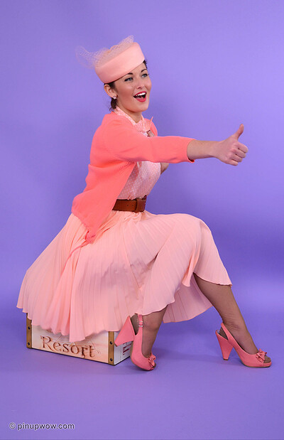Zoe Alexandra in Lift Please! from Pinup Wow