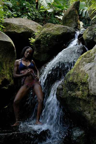 Lina in Cascade from Louis de Mirabert