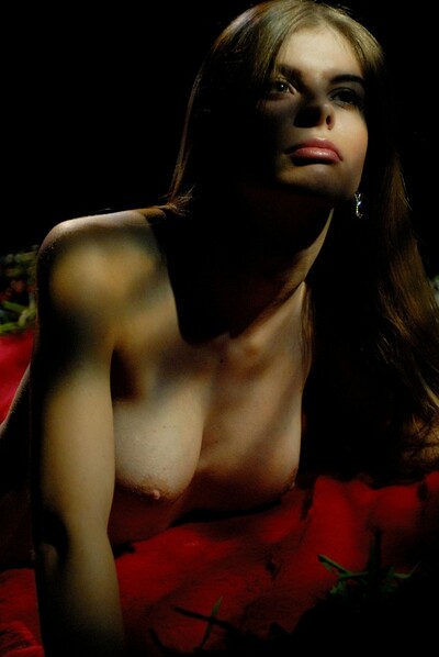 Lucia in En Rouge from Louis de Mirabert