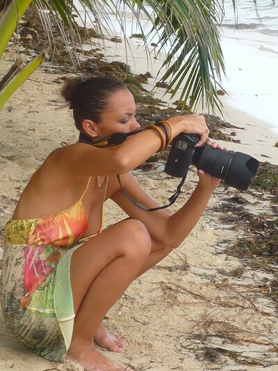 Corail and Melisa Mendini in Bts from Louis de Mirabert