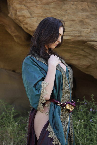 Lady Carlotta Champagne is an experienced crystal and sexual healer