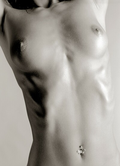 Suzanna in Oiled Body from Gallery Carre