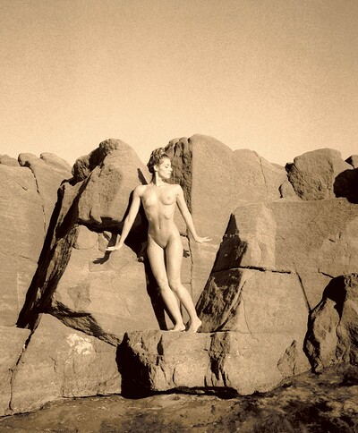 Saskia in On The Rocks from Gallery Carre