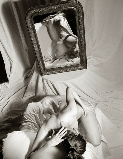 Helenka in Miror from Gallery Carre