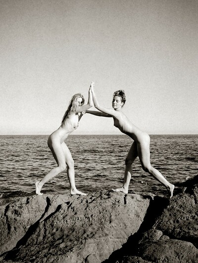 Saskia-et-janette in Girls Fighting from Gallery Carre