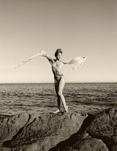 Saskia in On The Rocks from Gallery Carre