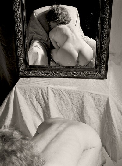 Enzo in Miror from Gallery Carre