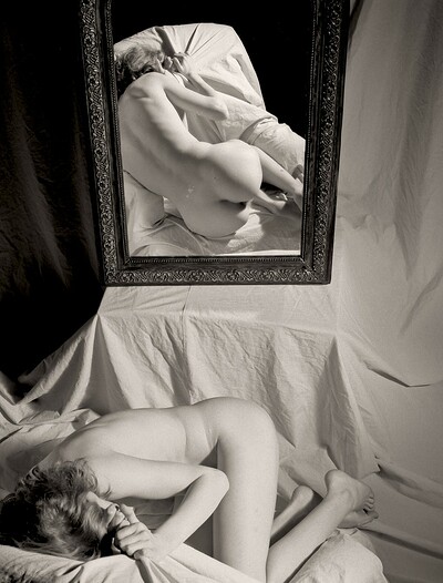 Enzo in Miror from Gallery Carre
