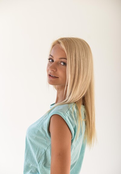 Sissie in #34855 from Club Sweethearts