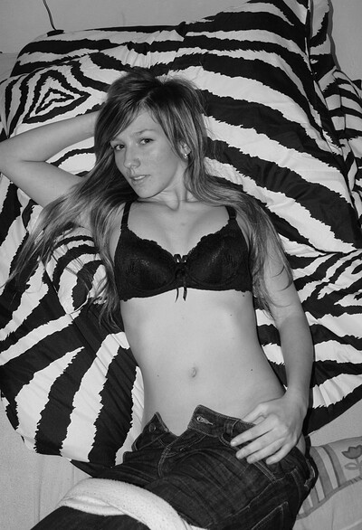 Bella E in #33700 from Club Sweethearts