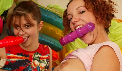 Pauline B and Katerina A in #26743 from Club Sweethearts