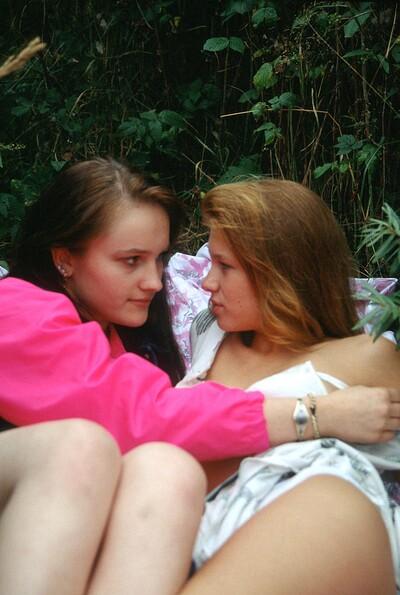 Vera K and Katja P in #21992 from Club Sweethearts