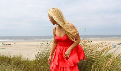 Esmee in #25509 from Club Sweethearts