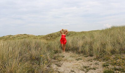 Esmee in #25509 from Club Sweethearts