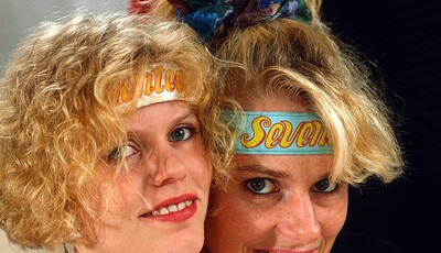 Lonny A and Emmy D in #22986 from Club Sweethearts