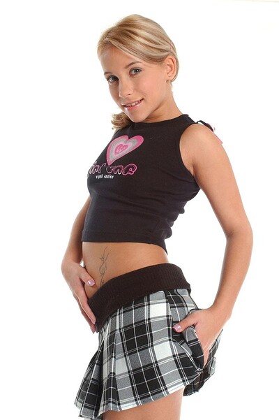 Veronica B in #4579 from Club Sweethearts