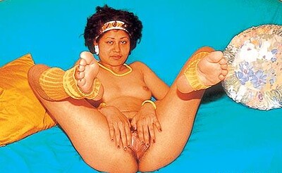 Joyce B in #4473 from Club Sweethearts