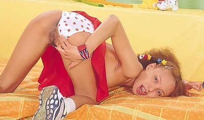 Semmy in #4994 from Club Sweethearts