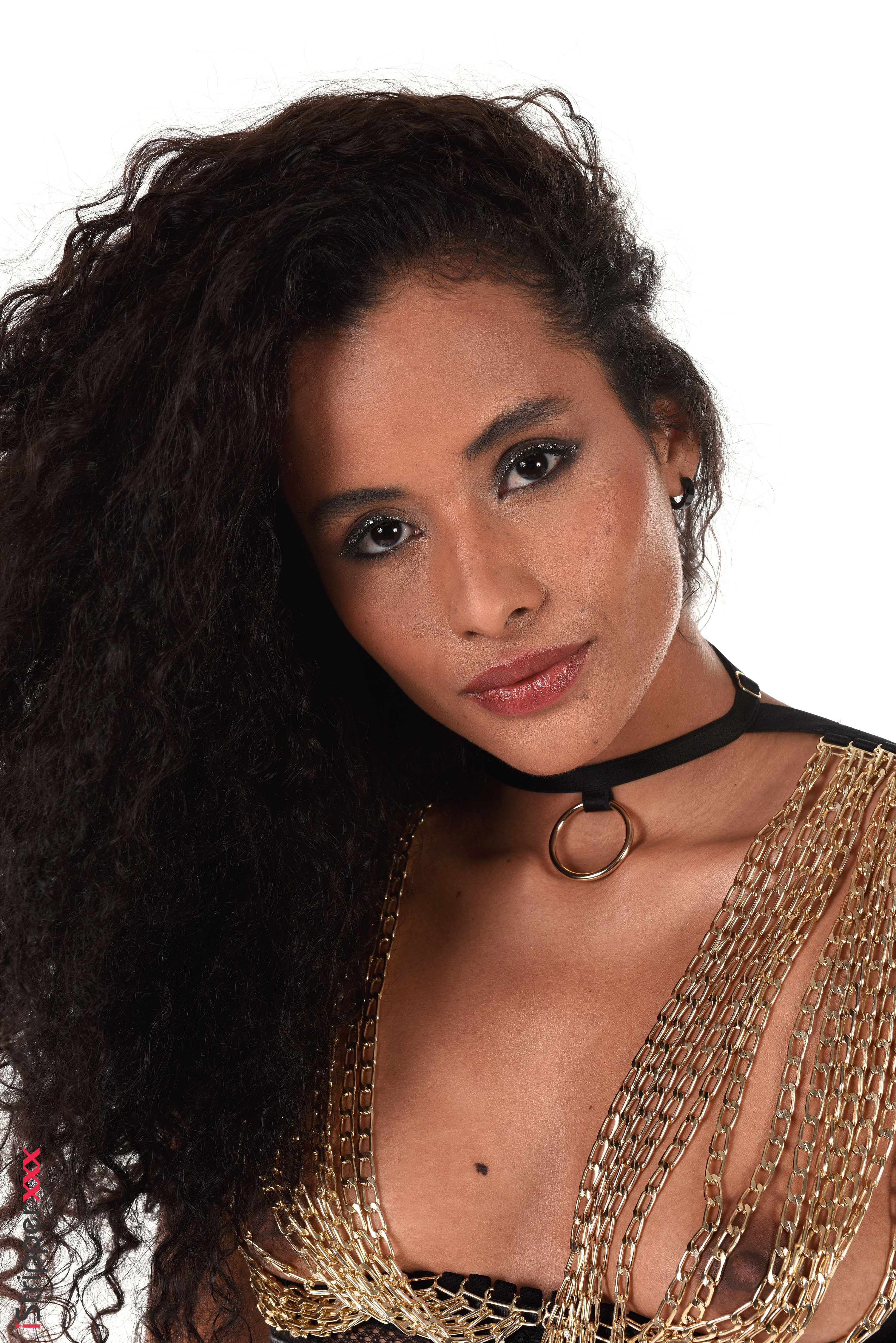 Mia Nix in Istripper set Middle Of A Chain Reaction