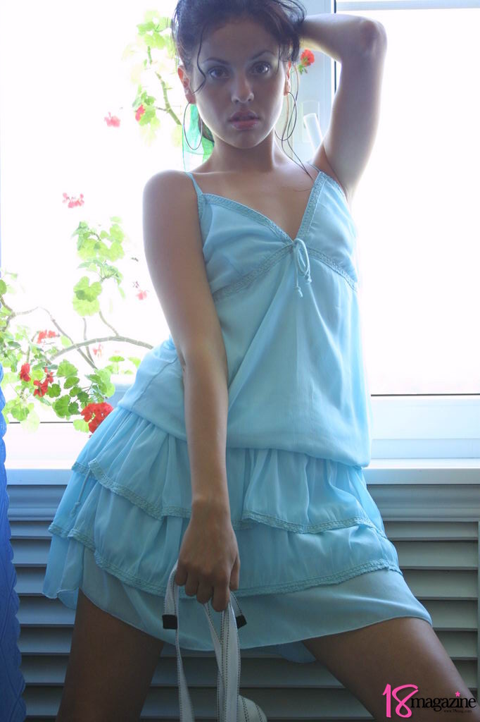 Giselle in 18 Magazine set Green dress
