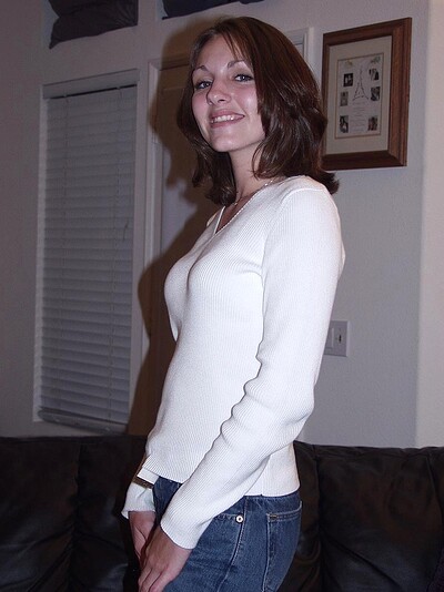 Roxy in #5201 from Matts Models