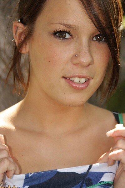 Hailey in #4933 from Matts Models