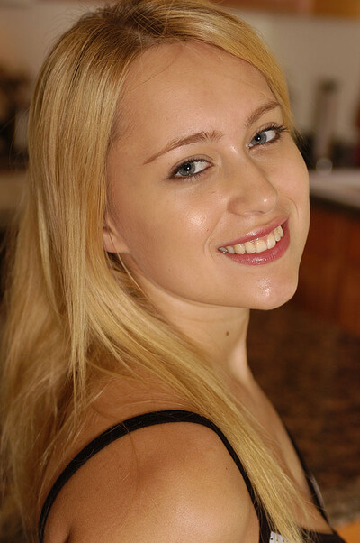 Brynn in #4736 from Matts Models