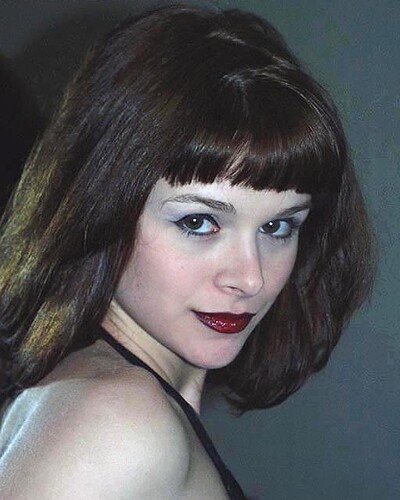 Violet in #3297 from Matts Models