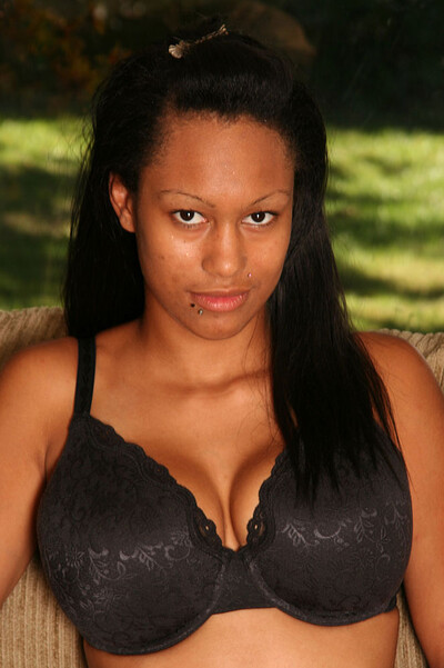 Pearl in #3205 from Matts Models