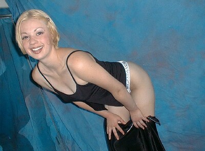 Heather in #2820 from Matts Models