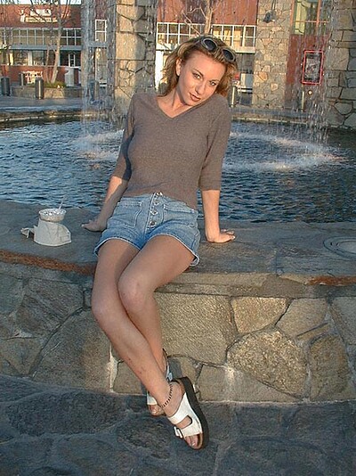 Roxanne in #2555 from Matts Models