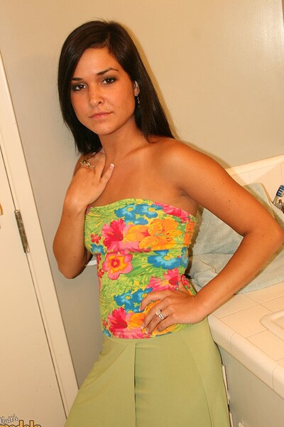 Annie in #1726 from Matts Models