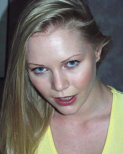 Daphne in #1619 from Matts Models