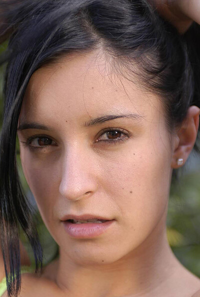 Lizzy in #1473 from Matts Models