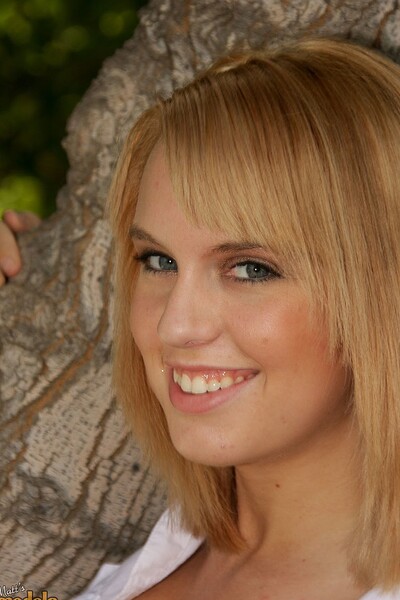 Jessika in #860 from Matts Models