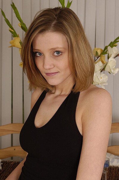 Carlie in #774 from Matts Models