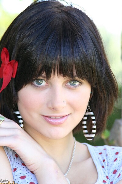 Ellie Idol in #546 from Matts Models