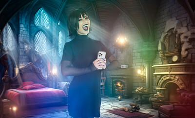 Scarlett Alexis in Hotel Transylvania from VR Cosplay X
