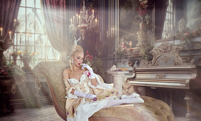 Braylin Bailey in Marie Antoinette from VR Cosplay X